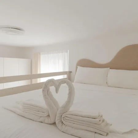 Daire Porta Venezia - Castaldi - Bilocale Con Letto Soppalcato