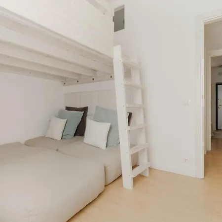 Porta Venezia - Castaldi - Bilocale Con Letto Soppalcato *