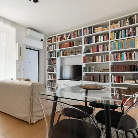 Porta Venezia - Castaldi - Bilocale Con Letto Soppalcato Daire *