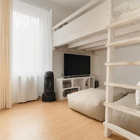 Porta Venezia - Castaldi - Bilocale Con Letto Soppalcato *